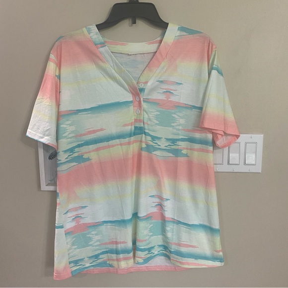 Watercolor tee from Amazon like new - Picture 1 of 6